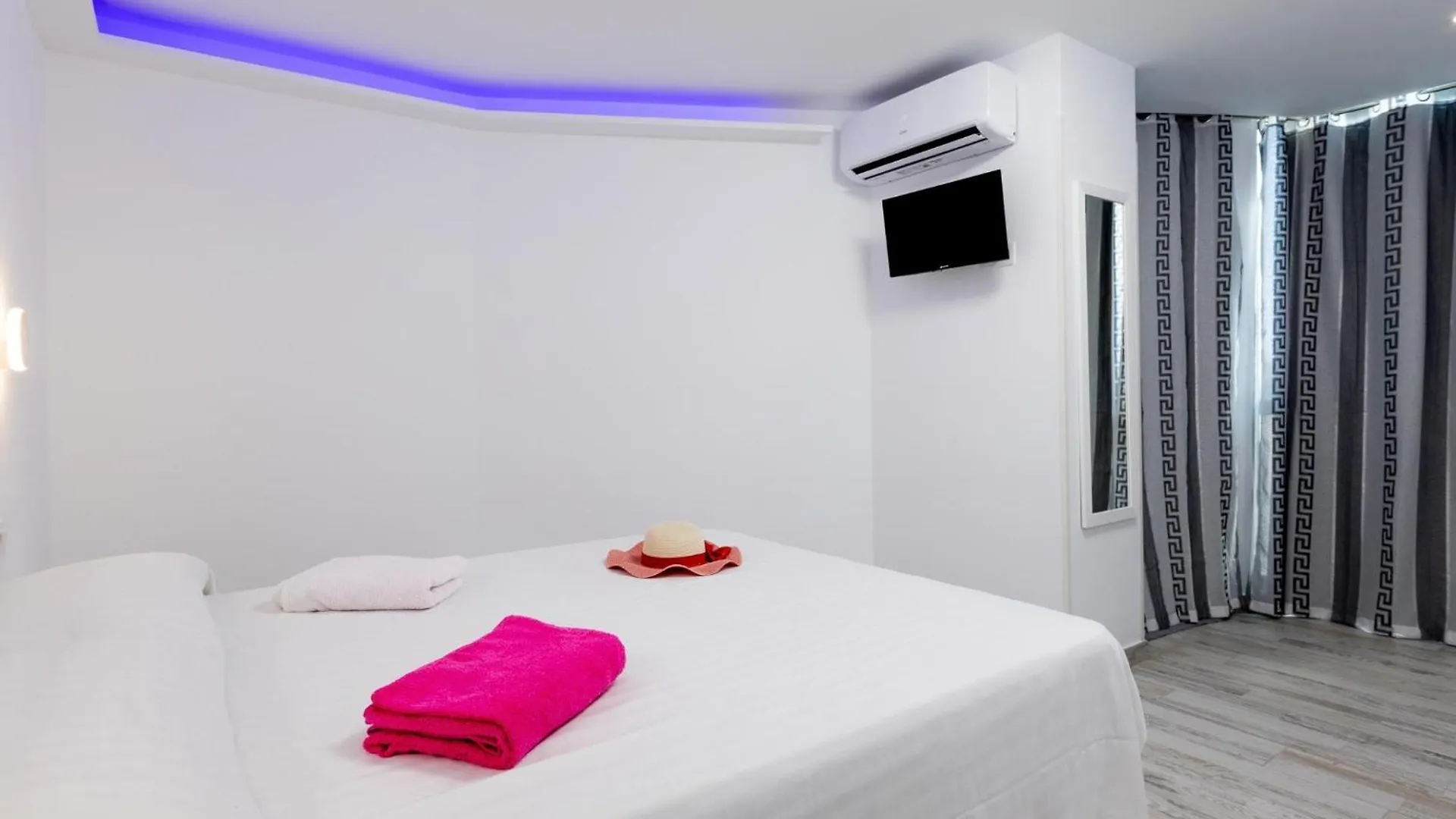 3D. Brand New Flat In Playa Las Americas Playa de las Americas  Spain