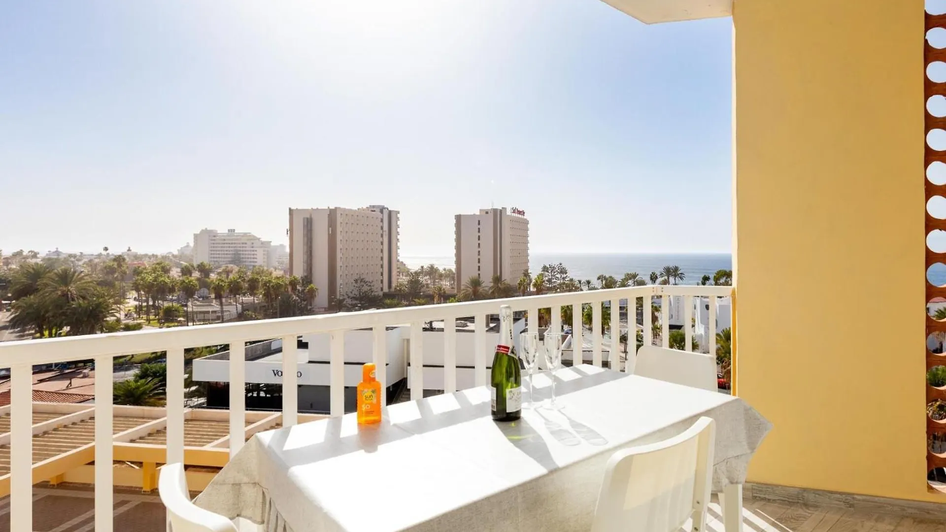 3D. Brand New Flat In Playa Las Americas Playa de las Americas
